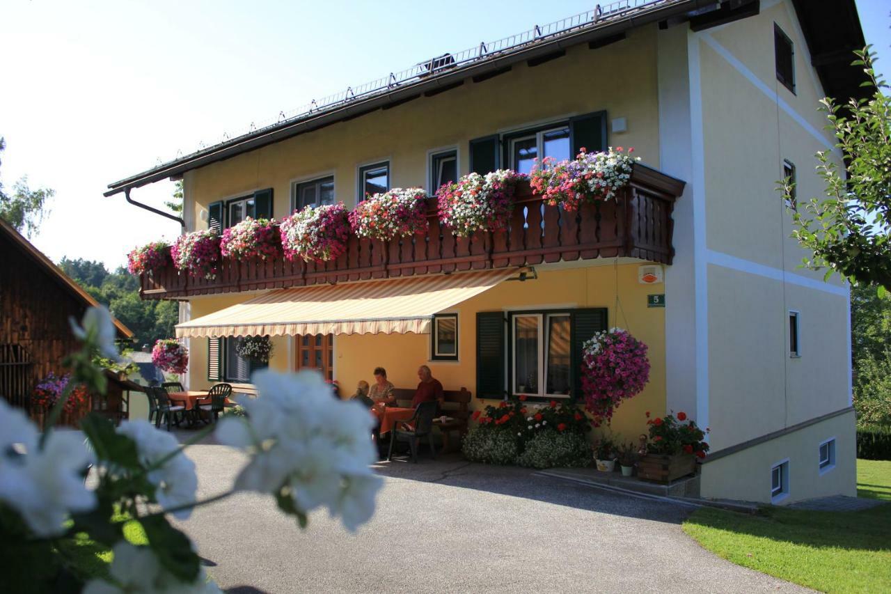 Kusternighof Otel Velden am Wörthersee Dış mekan fotoğraf